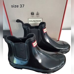 Hunter Original Black Patent Chelsea Rain Boots Women’s Size 37(6) With Box EUC